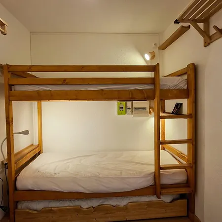 Appartamento Rénové Confortable, Proche Pistes Et Commerces, Balcon - Fr-1-425-162 *
